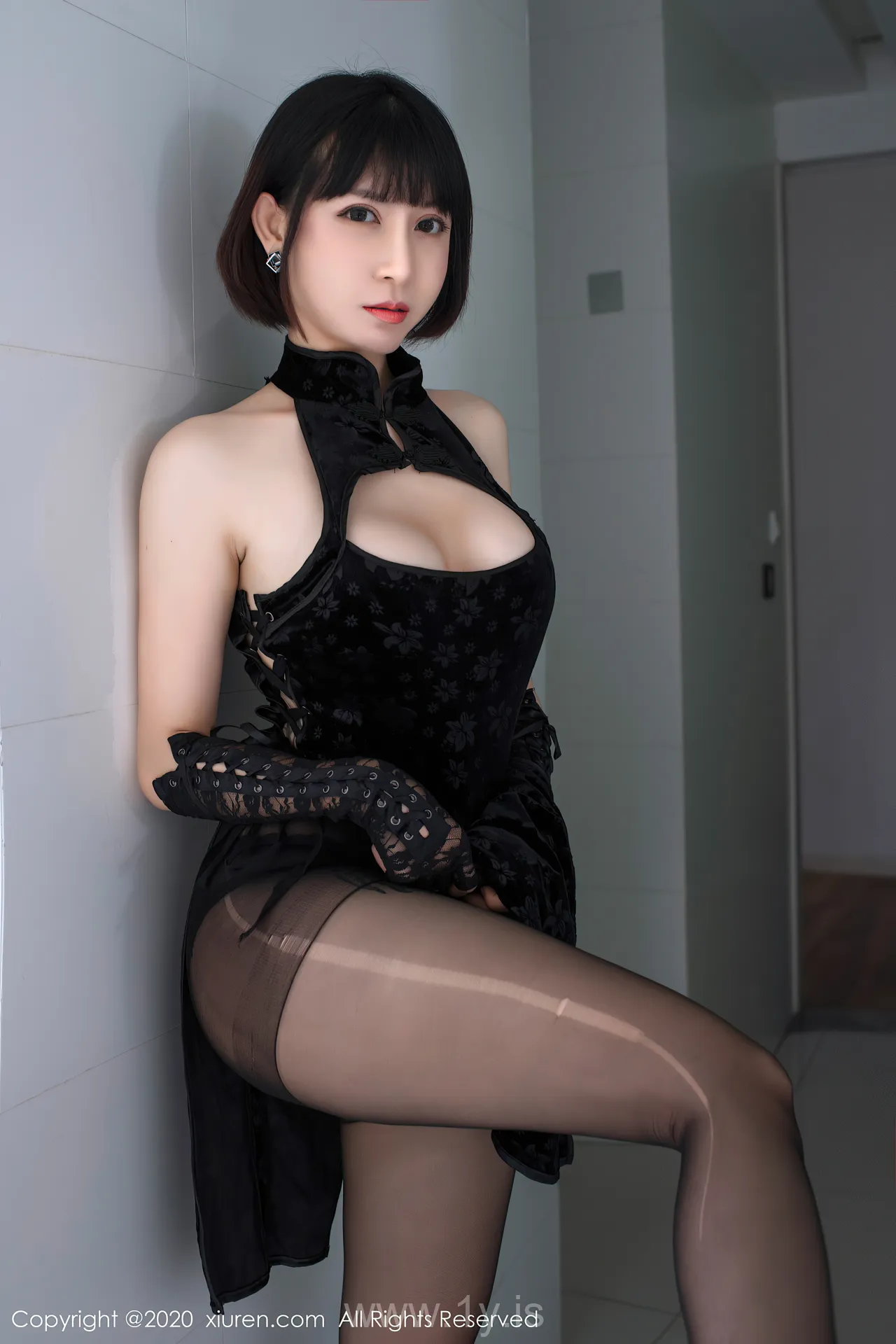 XIUREN(秀人网) NO.2318 Good-looking & Graceful Chinese Babe 安妮斯朵拉_Ann